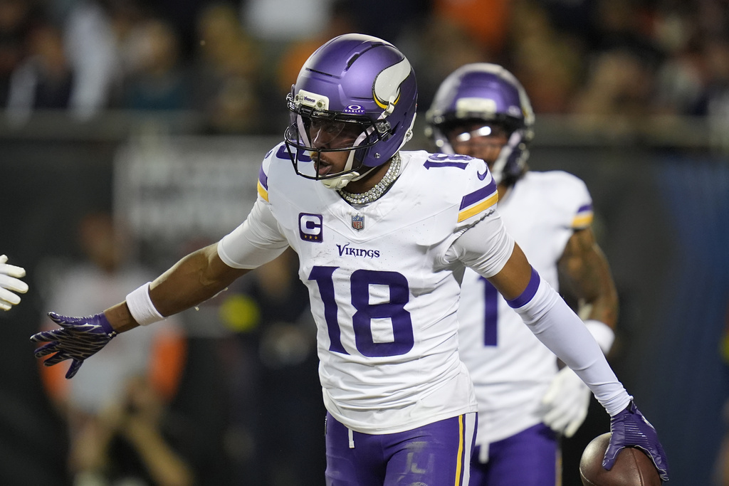 Minnesota Vikings wide receiver Justin Jefferson celebrates after scoring during the second half of an NFL football game against the Chicago Bears Monday, Sept. 8, 2025, in Chicago. (AP Photo/Erin Hooley)