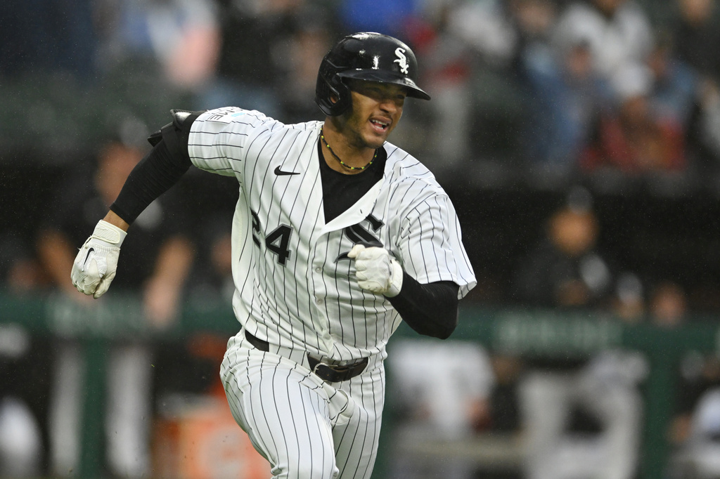 Chicago White Sox's Braden Montgomery watches his RBI single during the second inning of a baseball game against the Detroit Tigers, Sunday, Sept. 20, 2026, in Chicago. (AP Photo/Paul Beaty)