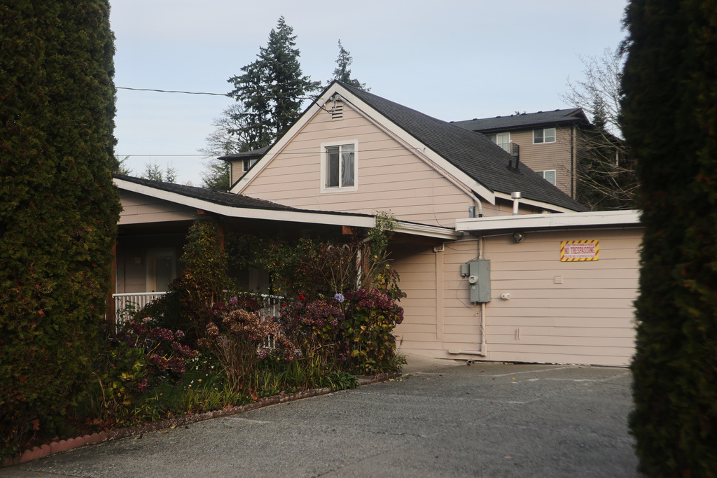 A mosque, operated by the Islamic Society of Whatcom County, is seen after prayers on Friday, Nov. 28, 2025, in Bellingham, Wash. (AP Photo/Cedar Attanasio)