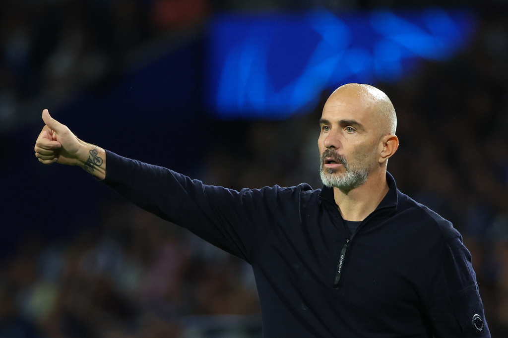 Manchester City's head coach Enzo Maresca gestures during a Champions League opening phase soccer match between FC Porto and Manchester City in Porto, Portugal, Tuesday, Sept. 8, 2026. (AP Photo/Luis Vieira)