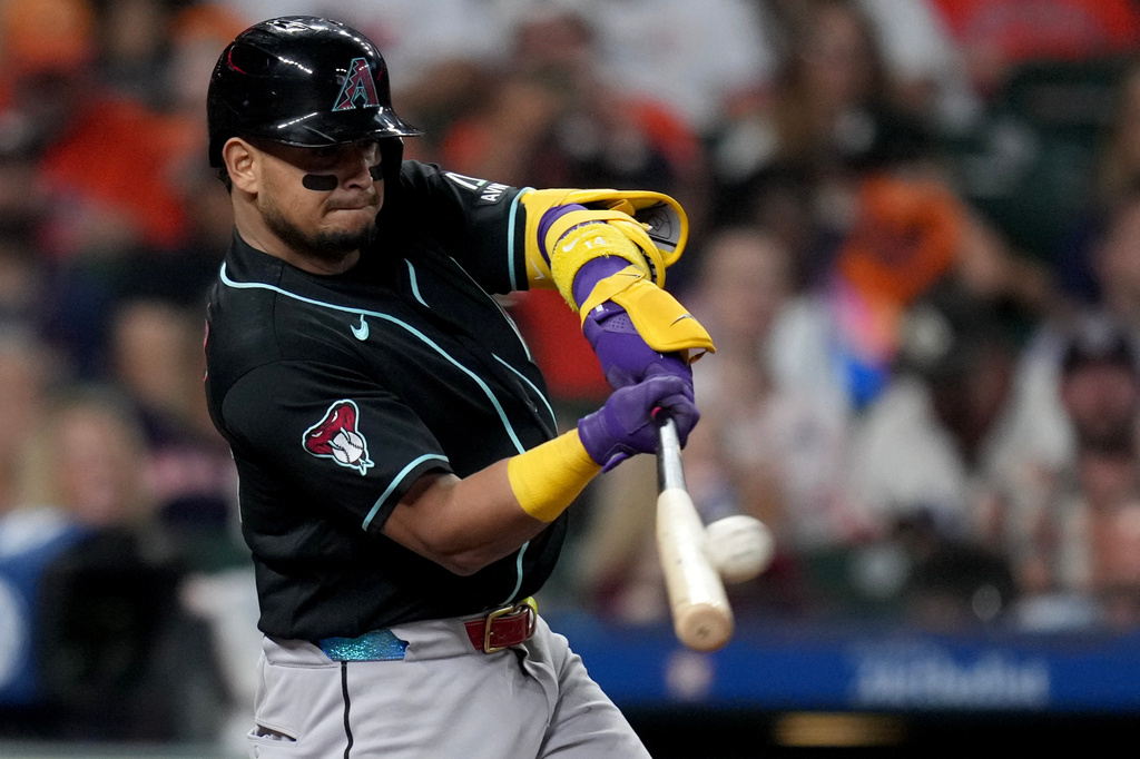 Arizona Diamondbacks' Gabriel Moreno hits a double against the Houston Astros during the third inning of a baseball game Saturday, Sept. 5, 2026, in Houston. (AP Photo/Eric Christian Smith)