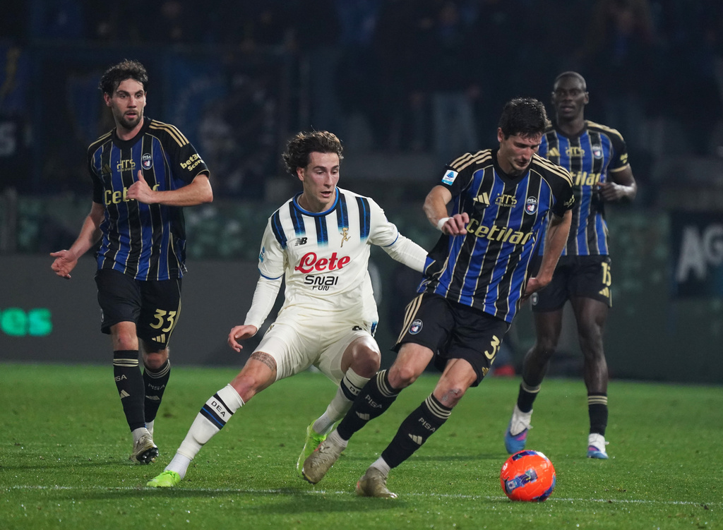 Pisa's Stefano Moreo controls the ball during the Serie A soccer match between Pisa and Atalanta in Pisa, Italy, on Friday, Jan. 16; 2026. (Alessandro La Rocca/LaPresse via AP)