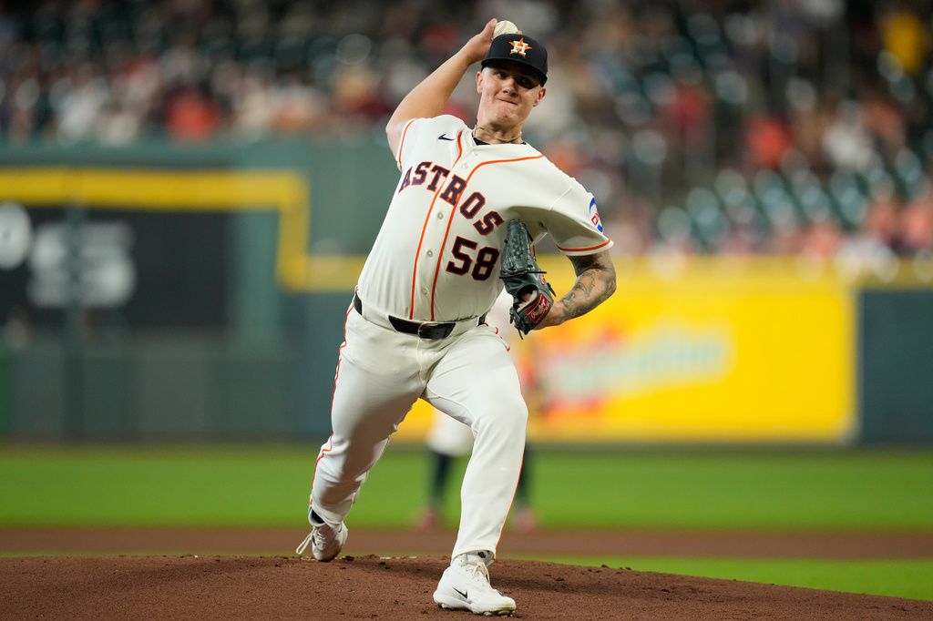 Houston Astros starting pitcher Hunter Brown throws during the first inning of a baseball game against the Toronto Blue Jays in Houston, Wednesday, Aug. 5, 2026. (AP Photo/Ashley Landis)