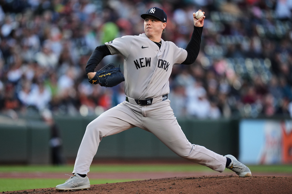 New York Yankees starting pitcher Ryan Weathers delivers during the first inning of a baseball game against the Baltimore Orioles, Monday, May 11, 2026, in Baltimore. (AP Photo/Stephanie Scarbrough)