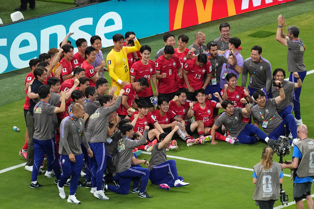 South Korea players celebrate after the World Cup Group A soccer match between South Korea and Czechia in Zapopan, near Guadalajara, Mexico, Thursday, June 11, 2026. (AP Photo/Moises Castillo)