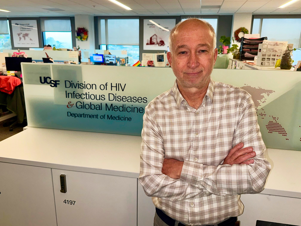 Dr. Steven Deeks at the UCSF Division of HIV Infectious Diseases and Global Medicine on May 5, 2026, in San Francisco. (AP photo/Haven Daley)