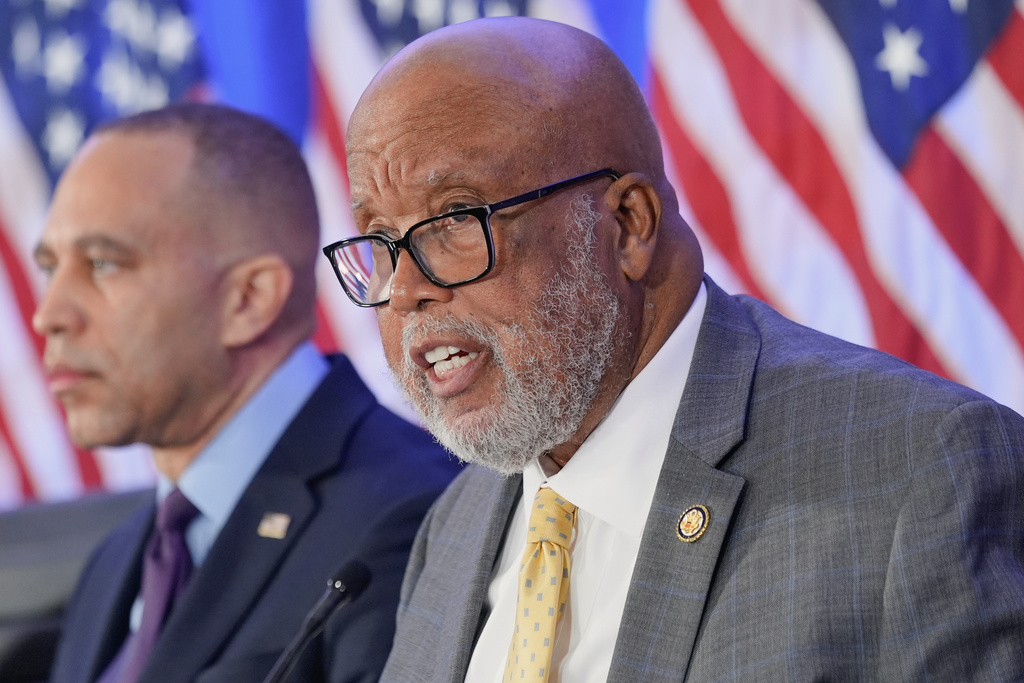 FILE - Rep. Bennie Thompson, D-Miss., right speaks as House Minority Leader Hakeem Jeffries, D-N.Y., left listens during a hearing on the 5th anniversary of the Jan. 6, 2021, riot at the U.S. Capitol, in Washington, Tuesday, Jan. 6, 2026. (AP Photo/Mariam Zuhaib, File)