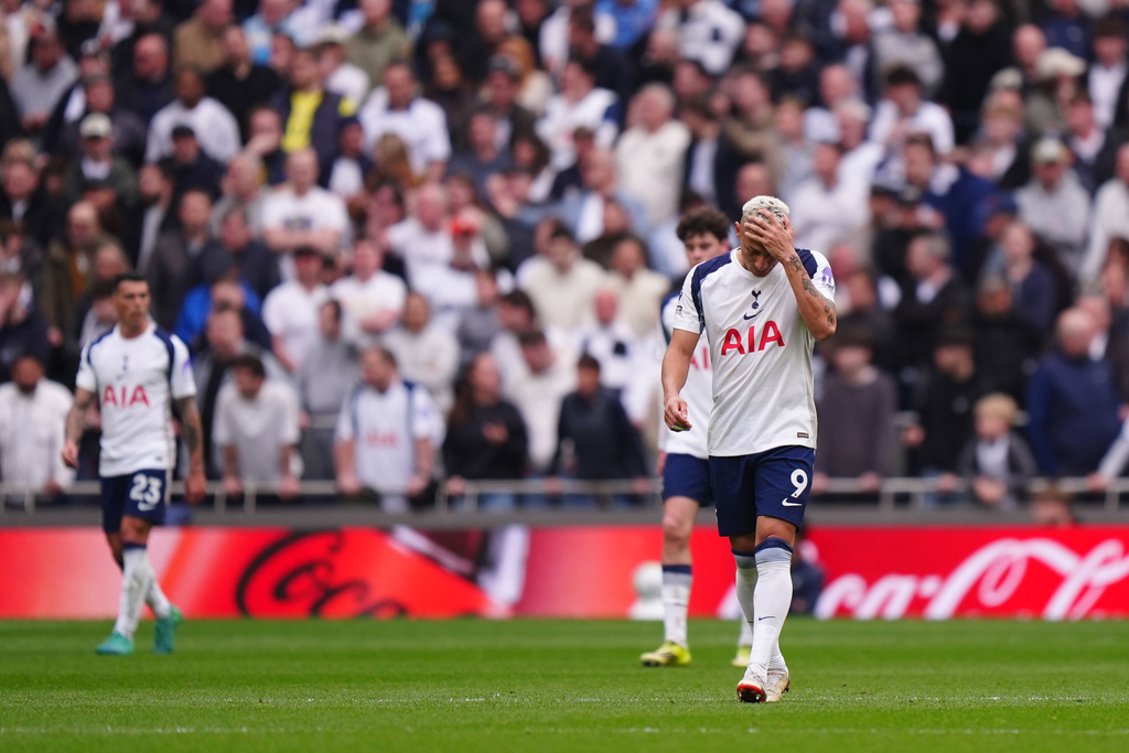 Tottenham Hotspur's Richarlison appears dejected after his side concede a second goal, during the English Premier League soccer match between Tottenham Hotspur and Nottingham Forest, in London, Sunday, March 22, 2026. (Bradley Collyer/PA via AP)