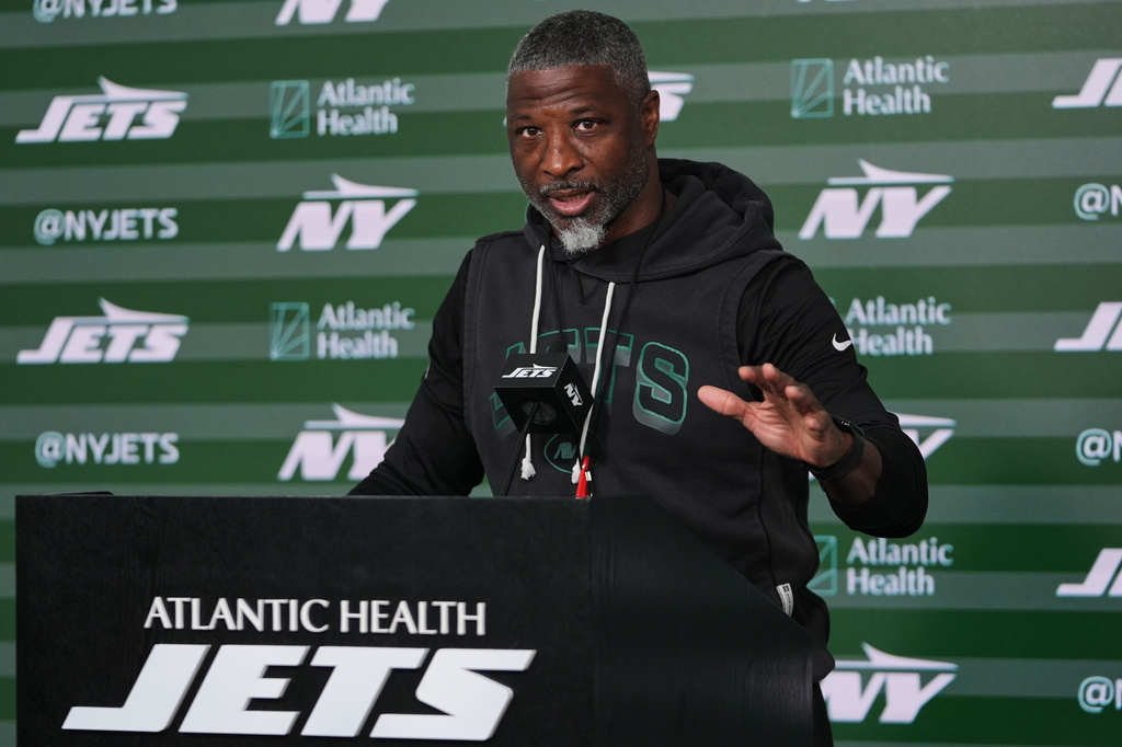 FILE - New York Jets head coach Aaron Glenn speaks at a news conference during rookie minicamp at the NFL football team's practice facilit, May 8, 2026, in Florham Park, N.J. (AP Photo/Frank Franklin II, File)
