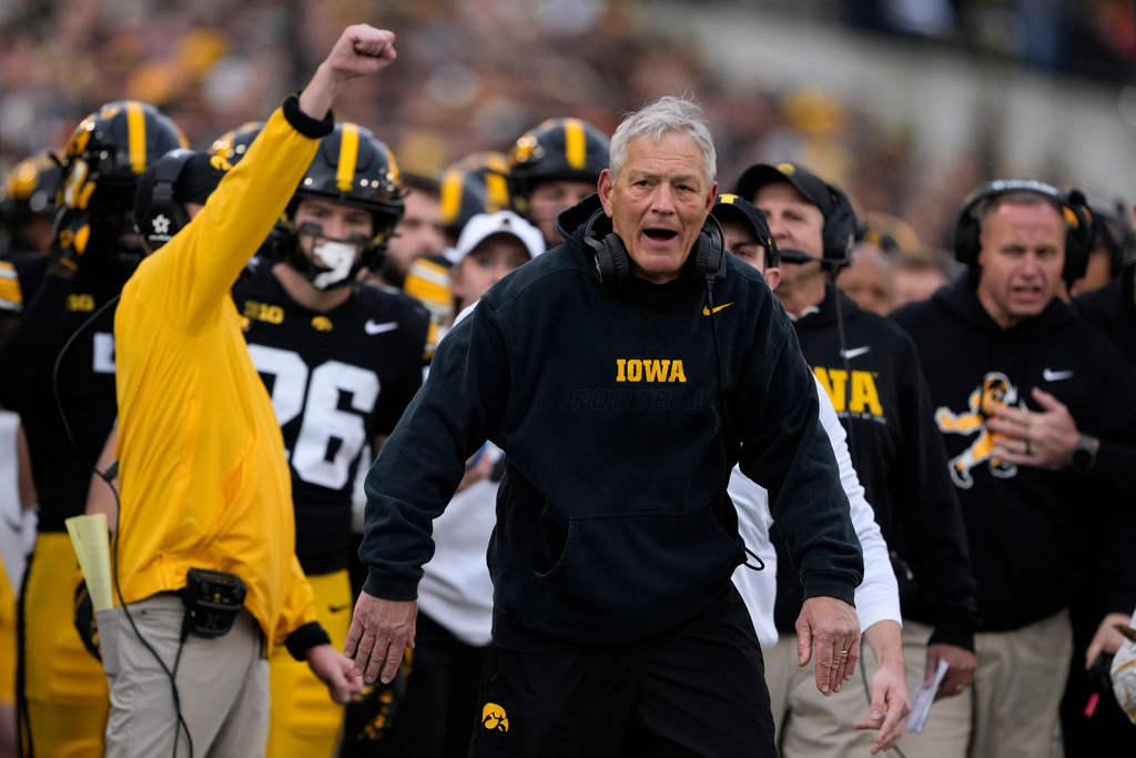 Iowa head coach Kirk Ferentz reacts to a call during the first half of an NCAA college football game against Michigan State, Saturday, Nov. 22, 2025, in Iowa City, Iowa. (AP Photo/Charlie Neibergall)