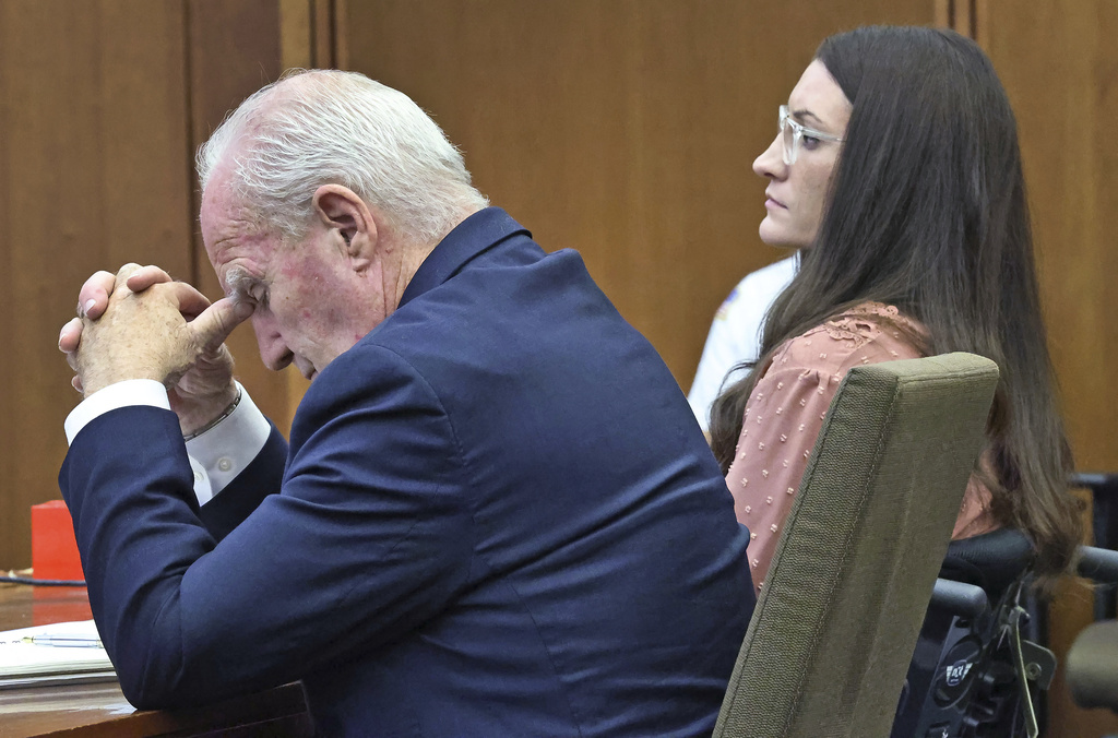 Defense attorney Kevin Reddington, seated with client Lindsay Clancy, listens to testimony by forensic phycologist Dr. Kirk Heilbrun, a prosecution rebuttal witness during Clancy's murder trial at Plymouth Superior Court, Monday, Aug. 24, 2026 in Plymouth, Mass. (Greg Derr/The Patriot Ledger via AP, Pool)