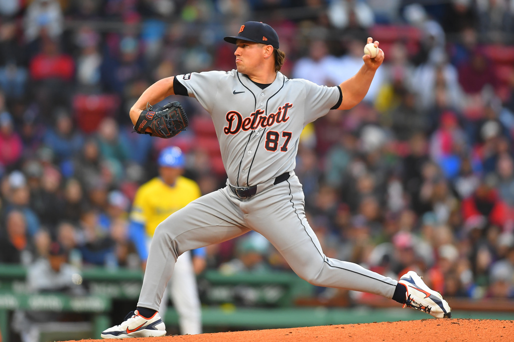 Detroit Tigers' Tyler Holton delivers a pitch to a Boston Red Sox batter in the seventh inning of a baseball game, Saturday, April 18, 2026, in Boston. (AP Photo/Steven Senne)