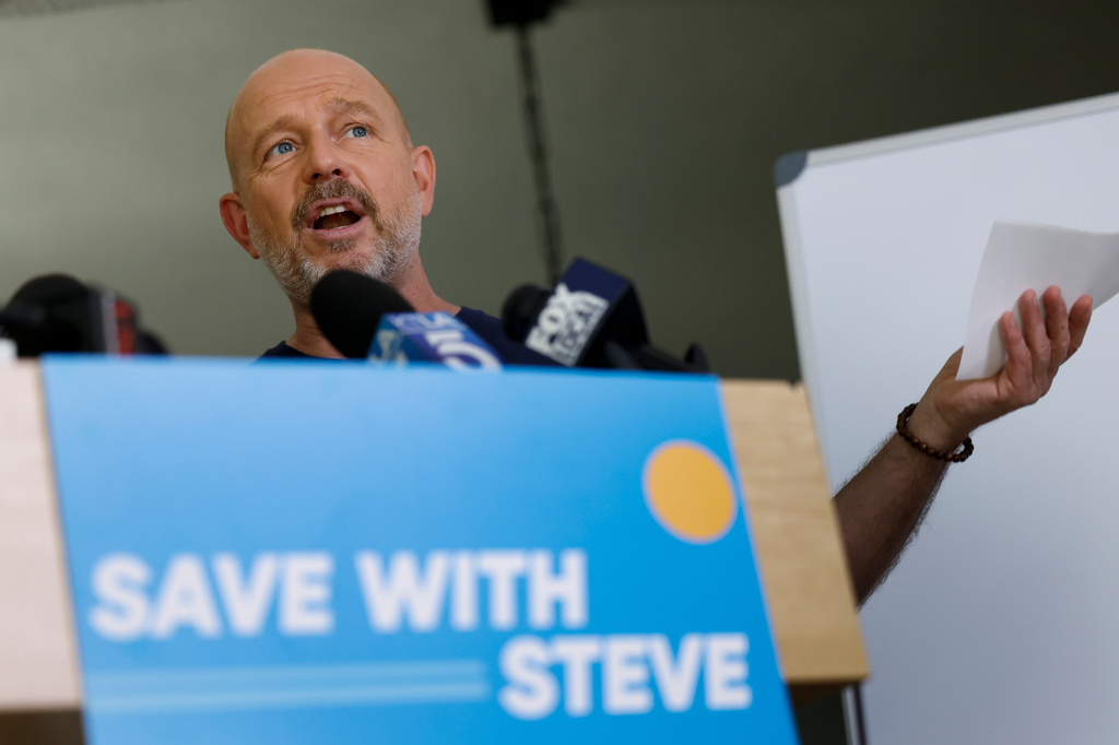California Republican gubernatorial candidate Steve Hilton speaks during a news conference to launch his "Save With Steve" campaign on Monday, Sept. 28, 2026, in Los Angeles, Calif. (AP Photo/Caroline Brehman)