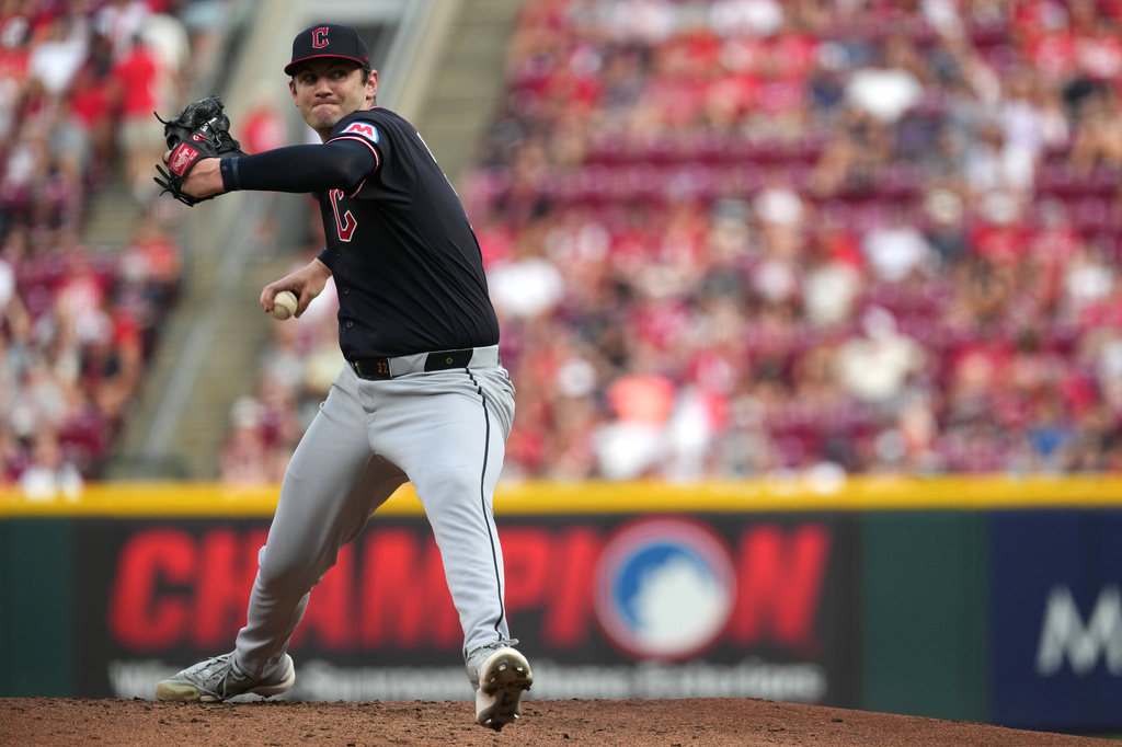 Cleveland Guardians pitcher Gavin Williams delivers during the second inning in the second baseball game of a doubleheader against the Cincinnati Reds, Tuesday, July 28, 2026, in Cincinnati. (AP Photo/Kareem Elgazzar)