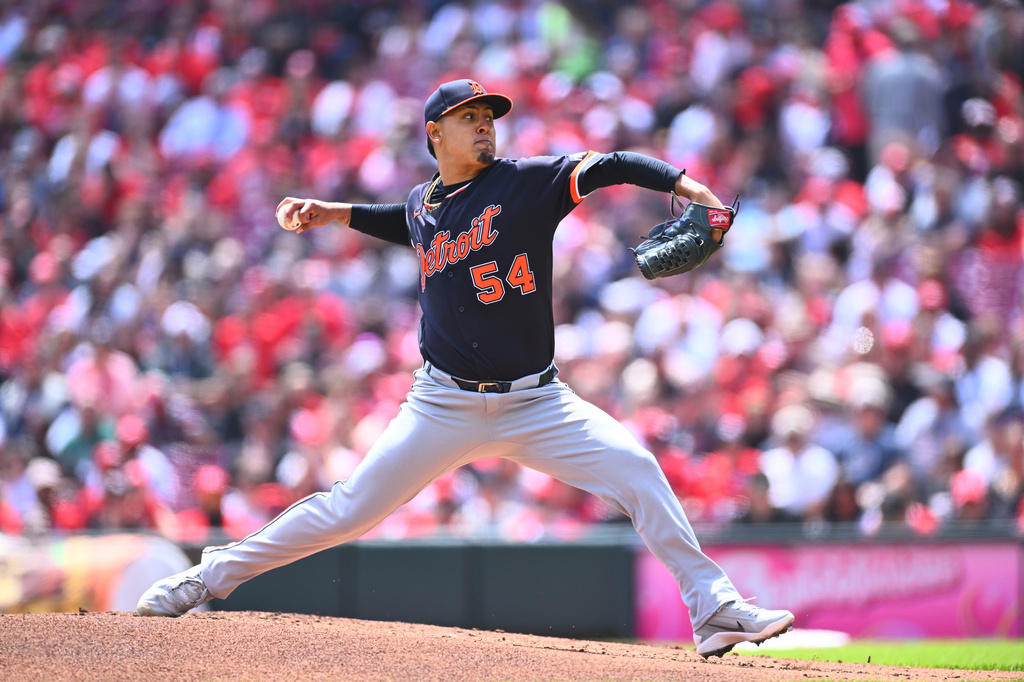 Detroit Tigers pitcher Keider Montero throws during the first inning of a baseball game against the Cincinnati Reds in Cincinnati, Sunday, April 26, 2026. (AP Photo/Ben Jackson)