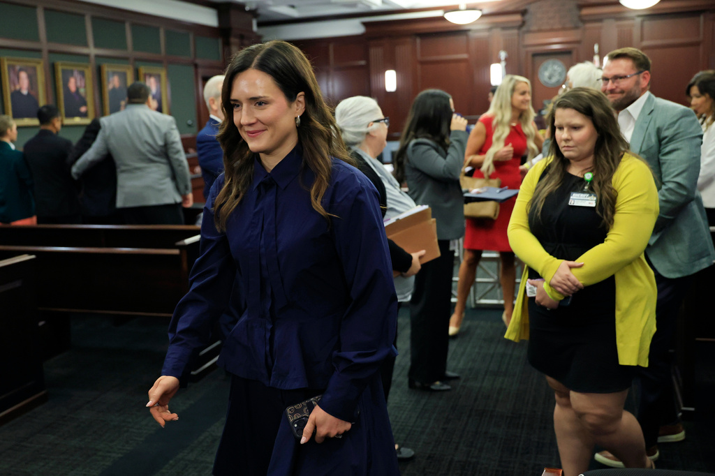 Kirsten Bridegan, widow of Jared Bridegan, reacts to the guilty verdict after the trial of Mario Fernandez Saldana at the Duval County Courthouse in Jacksonville, Fla., on Wednesday, Aug. 26, 2026. (Corey Perrine/The Florida Times-Union via AP, Pool)