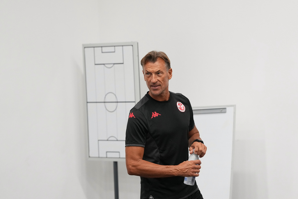 Hervé Renard arrives for a news conference, Tuesday, June 16, 2026, in Santiago Nuevo Leon, near Monterrey, Mexico, after being named the new coach for Tunisia's World Cup soccer team. (AP Photo/Dolores Ochoa)(AP Photo/Dolores Ochoa)