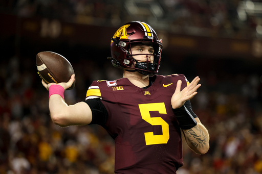 Minnesota quarterback Drake Lindsey (5) warms up on the sideline during the first half of an NCAA college football game against Nebraska, Friday, Oct. 17, 2025, in Minneapolis. (AP Photo/Ellen Schmidt) Minnesota quarterback Drake Lindsey (5) warms up on the sideline during the first half of an NCAA college football game against Nebraska, Friday, Oct. 17, 2025, in Minneapolis. (AP Photo/Ellen Schmidt)