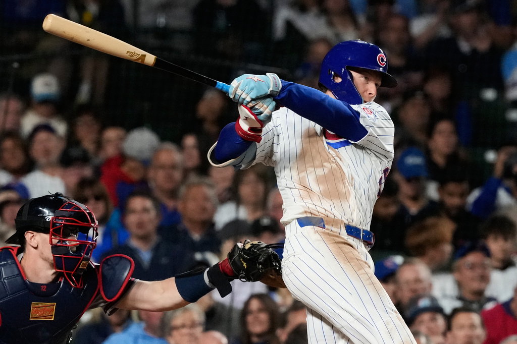 Chicago Cubs' Pete Crow-Armstrong hits a two-run home run during the sixth inning of a baseball game against the Atlanta Braves in Chicago, Monday, Sept. 14, 2026. (AP Photo/Nam Y. Huh)