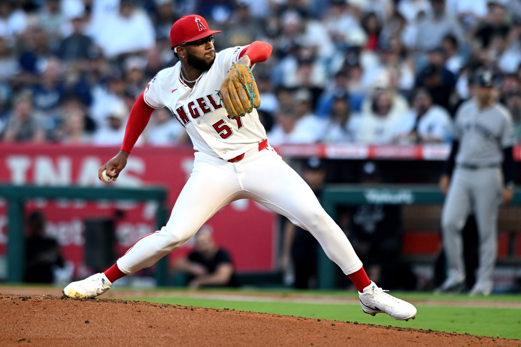 Los Angeles Angels pitcher Walbert Urena throws against the New York Yankees in the second inning of a baseball game Monday, Aug. 31, 2026, in Anaheim, Calif. (AP Photo/Wally Skalij)