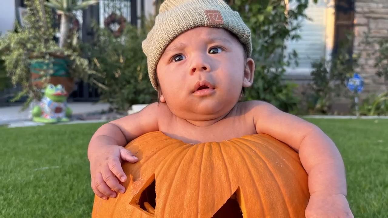 'The best gift ever': Baby is born after the rarest of pregnancies ...