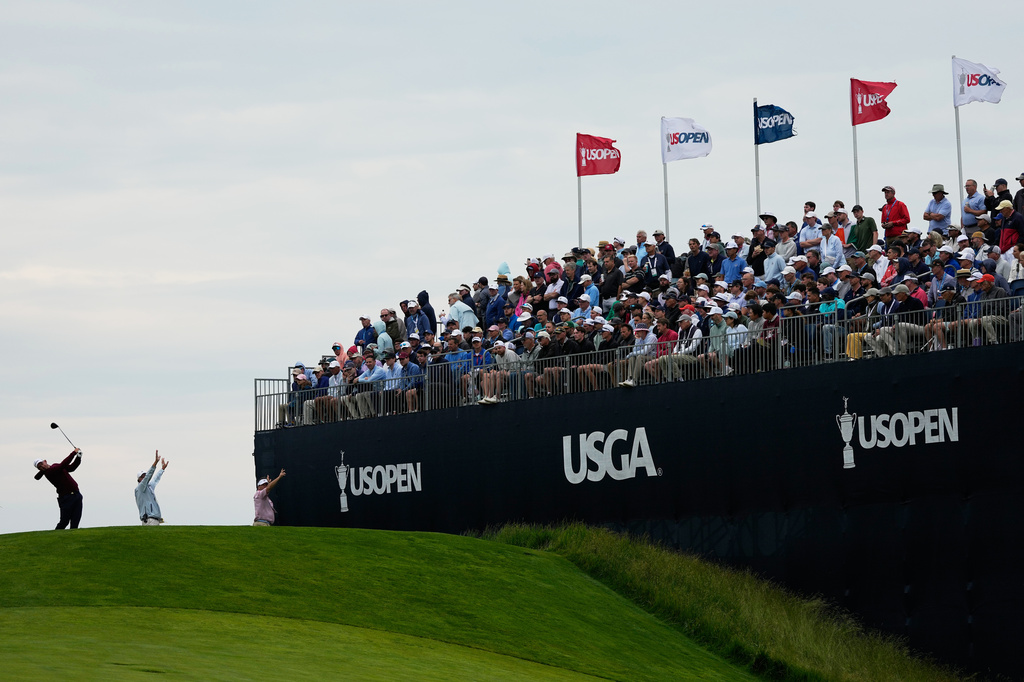 Lucas Herbert hits his tee shot on the 12th hole during the first round of the U.S. Open golf tournament at Shinnecock Hills Golf Club in Southampton, N.Y., Thursday, June 18, 2026.(AP Photo/George Walker IV)