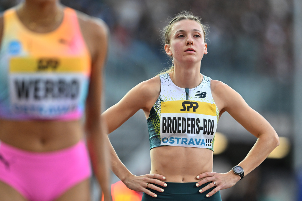 Femke Broeders-Bol of Netherlands concentrates prior the start of he women's 800 meters event at the Golden Spike athletics meeting in Ostrava, Czech Republic, Tuesday, June 16, 2026. (AP Photo/Lukas Kabon)
