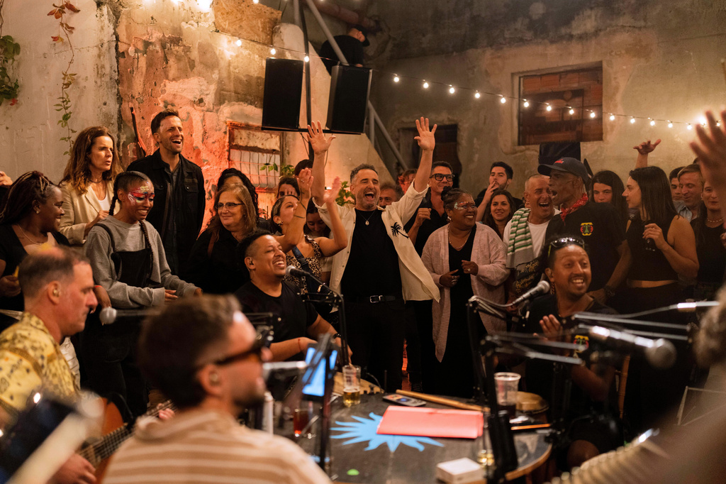 Uruguayan singer Jorge Drexler performs in Montevideo, Uruguay, Wednesday, Feb. 25, 2026. (AP Photo/Matilde Campodonico) CORRECTS: date corrected to Feb.. 25, instead of April 18.