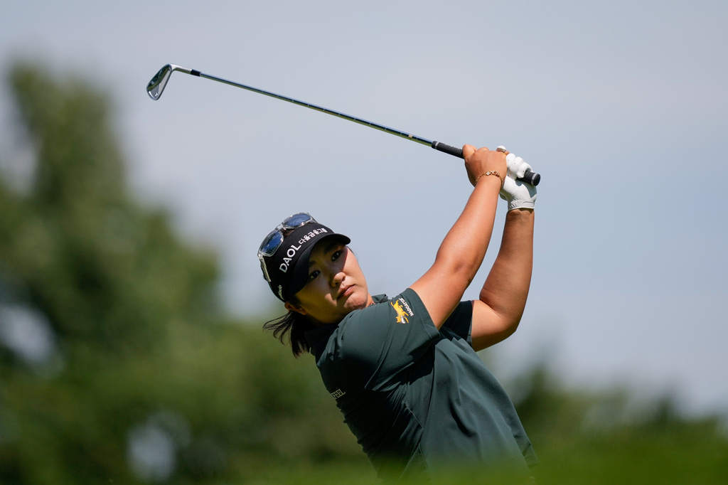Haeran Ryu, of South Korea, hits from the fourth tee during the third round of the Women's PGA Championship golf tournament at Hazeltine National Golf Club, Saturday, June 27, 2026, in Chaska, Minn. (AP Photo/Matt York)