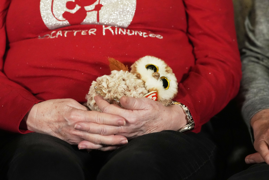 Donna Ganger, the mother of Renee Good, cradles a stuffed owl given to her by her daughter, during an interview in Denver, on Friday, Feb. 27, 2026. (AP Photo/David Zalubowski)