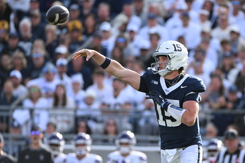 Penn State quarterback Drew Allar (15) throws a pass against Northwestern during the second quarter of an NCAA college football game, Saturday, Oct. 11, 2025, in State College, Pa. (AP Photo/Barry Reeger)