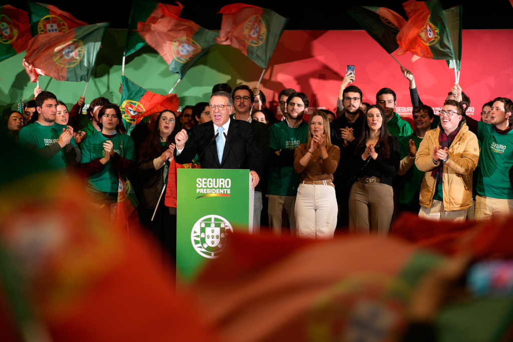 Presidential candidate Antonio Jose Seguro, of the center-left Socialist Party, delivers a speech at his campaign closing rally ahead of Sunday's presidential election, in Lisbon, Friday, Jan. 16, 2026. (AP Photo/Armando Franca)