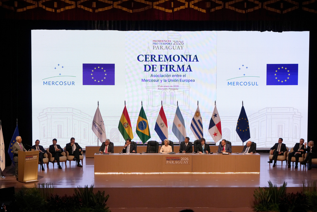 Meeting to sign a free trade deal between the European Union and Mercosur in Asuncion, Paraguay, Saturday, Jan. 17, 2026. (AP Photo/Jorge Saenz)
