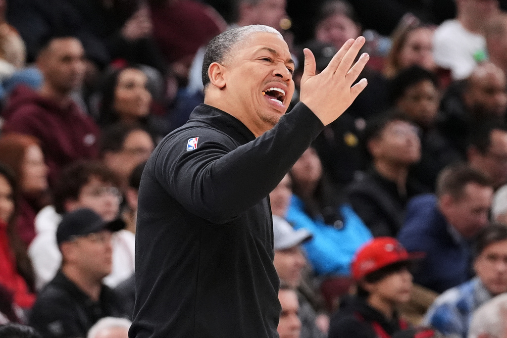 LA Clippers head coach Tyronn Lue reacts to a call during the first half of an NBA basketball game against the Chicago Bulls in Chicago, Tuesday, Jan. 20, 2026. (AP Photo/Nam Y. Huh)