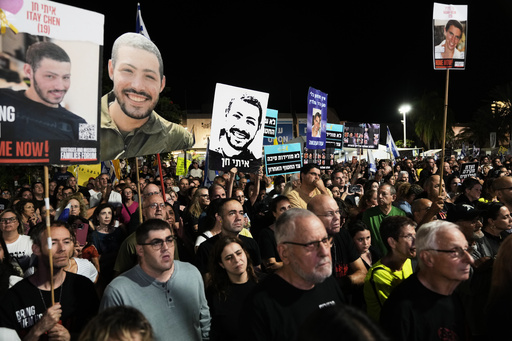 Relatives and supporters of hostages held by Hamas in the Gaza Strip attend a rally calling for their immediate release in Tel Aviv, Israel, Saturday, Oct. 25, 2025. (AP Photo/Mahmoud Illean) Relatives and supporters of hostages held by Hamas in the Gaza Strip attend a rally calling for their immediate release in Tel Aviv, Israel, Saturday, Oct. 25, 2025. (AP Photo/Mahmoud Illean)