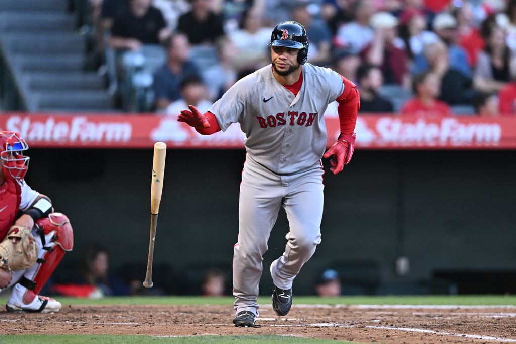 Boston Red Sox's Willson Contreras runs after hitting a three-run home run during the third inning of a baseball game against the Los Angeles Angels, Sunday, July 5, 2026, in Anaheim, Calif. (AP Photo/William Liang)
