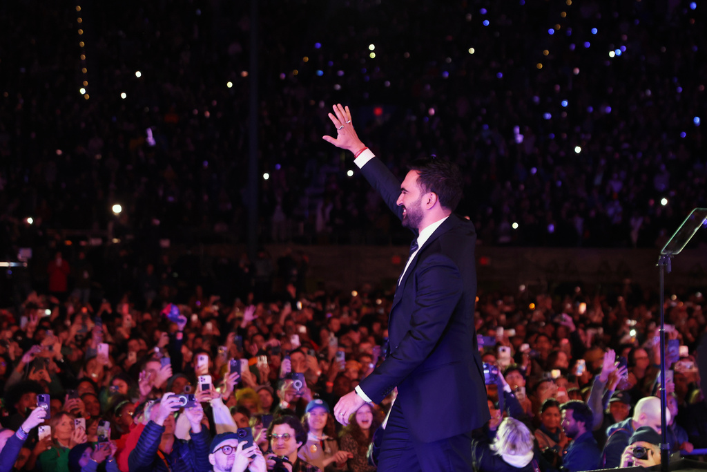 New York City mayoral candidate Zohran Mamdani takes the stage for a rally, Sunday, Oct. 26, 2025, in New York. (AP Photo/Heather Khalifa)