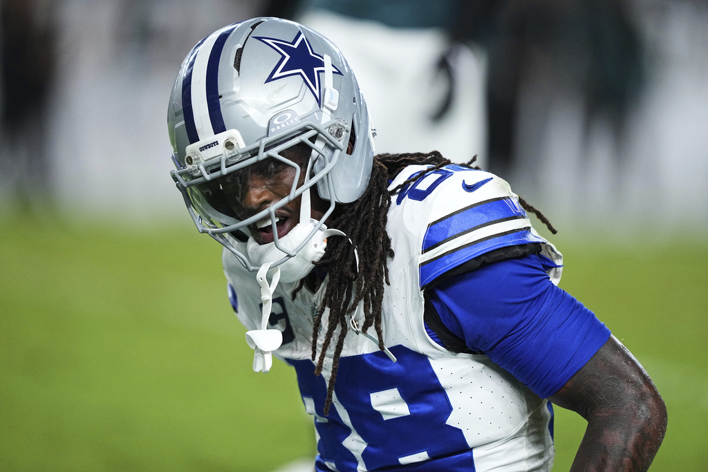 Dallas Cowboys wide receiver CeeDee Lamb (88) looks to the sideline after Lamb was unable to catch a long pass late in the second half of an NFL football game against the Philadelphia Eagles Friday, Sept. 5, 2025, in Philadelphia. (AP Photo/Matt Rourke)