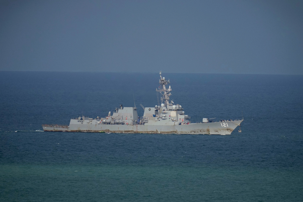 The USS Frank E. Petersen Jr. an Arleigh Burke-class destroyer arrives as part of the USS Abraham Lincoln carrier group at the port in Laem Chabang, Chonburi, Thailand Wednesday, Sept. 2, 2026 (AP Photo/Sakchai Lalit)