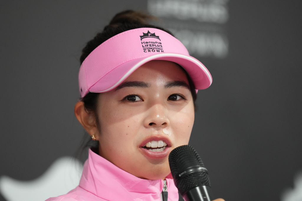 FILE - Miyu Yamashita, of Japan, speaks during a news conference ahead of the LPGA International Crown golf tournament at the New Korea Country Club in Goyang, South Korea, Oct. 22, 2025. (AP Photo/Lee Jin-man, File)