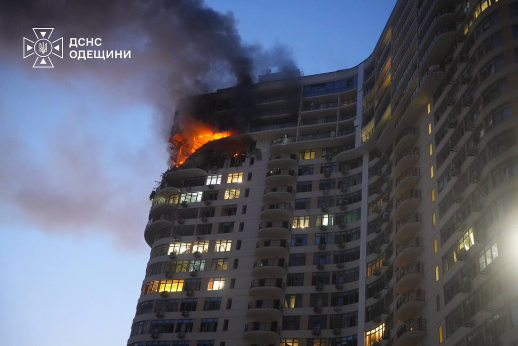 In this photo provided by the Ukrainian Emergency Service, a residential building is seen in fire following a Russian air attack in Odesa, Ukraine, Saturday, Sept. 12, 2026. (Ukrainian Emergency Service via AP)