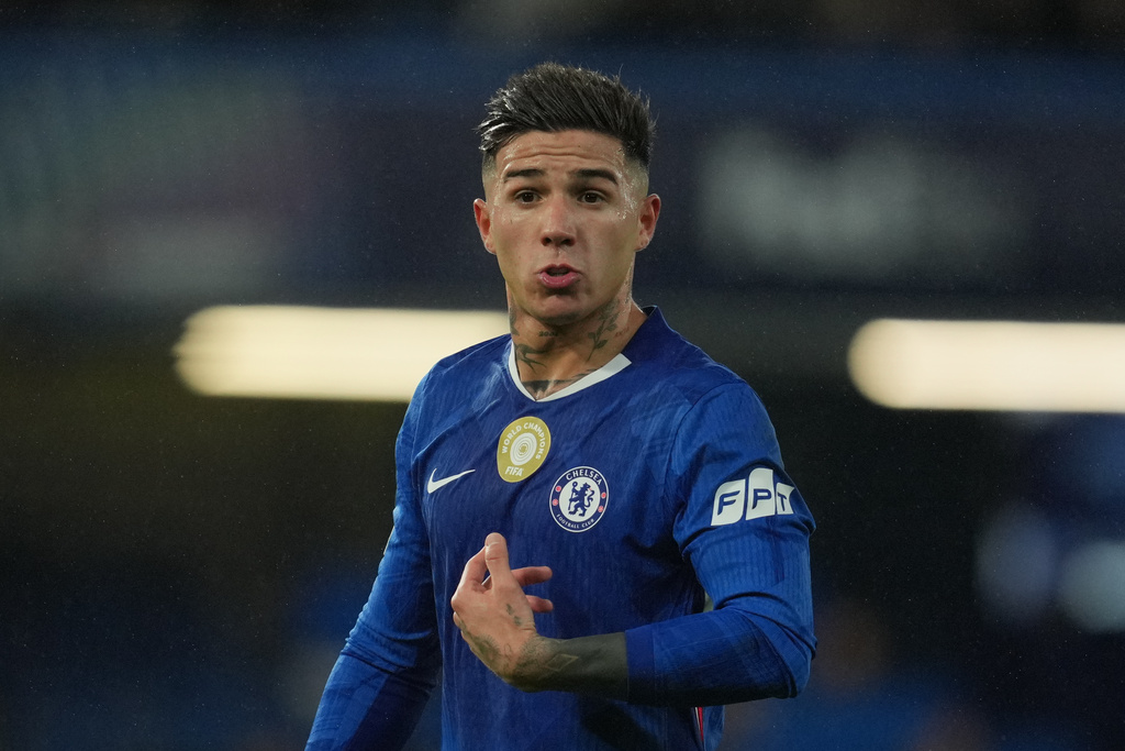 Chelsea's Enzo Fernandez reacts during the Champions League soccer match between Chelsea and Pafos in London, England, Wednesday, Jan. 21, 2026. (AP Photo/Kin Cheung)