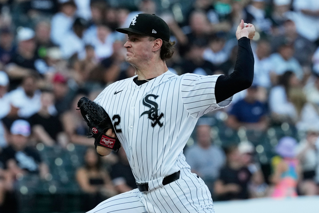 Chicago White Sox starting pitcher Noah Schultz throws against the Boston Red Sox during the first inning of a baseball game in Chicago, Tuesday, July 7, 2026. (AP Photo/Nam Y. Huh)