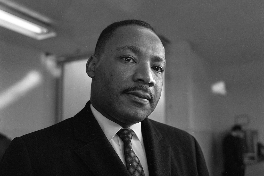 Rev. Martin Luther King Jr. seen at Contra Costa College ahead of his lecture in San Pablo, Calif. on Feb. 14, 1964. (Pete Breinig/San Francisco Chronicle via AP)