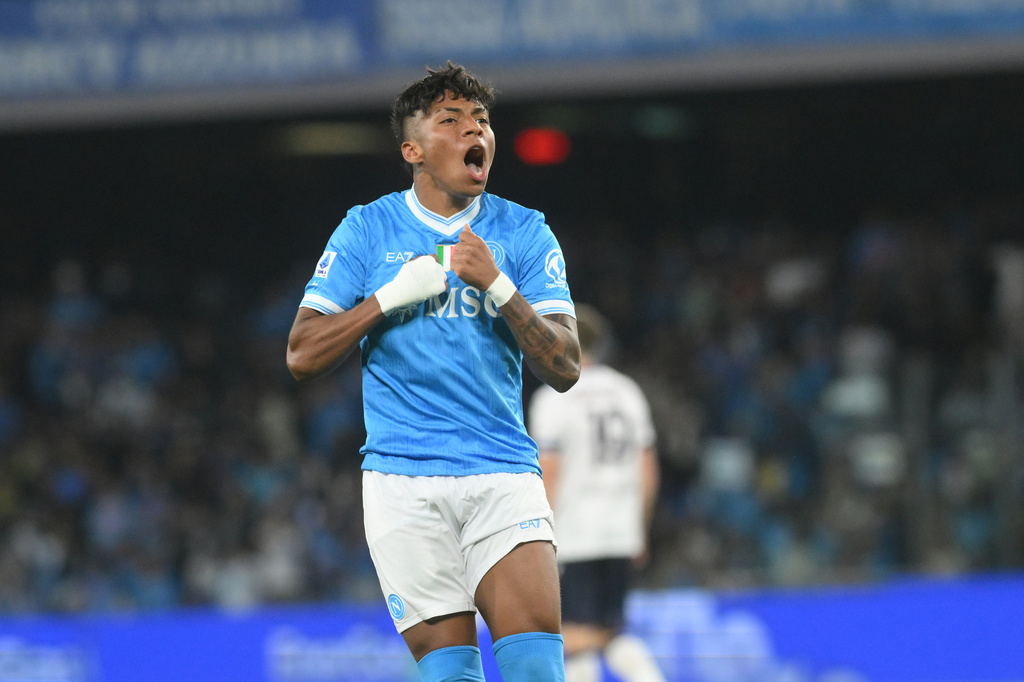 Napoli's Alisson Santos celebrates scoring during the Italian Serie A soccer match between Napoli and Bologna in Naples, Italy, Monday, May 11, 2026. (Alessandro Garofalo/LaPresse via AP)