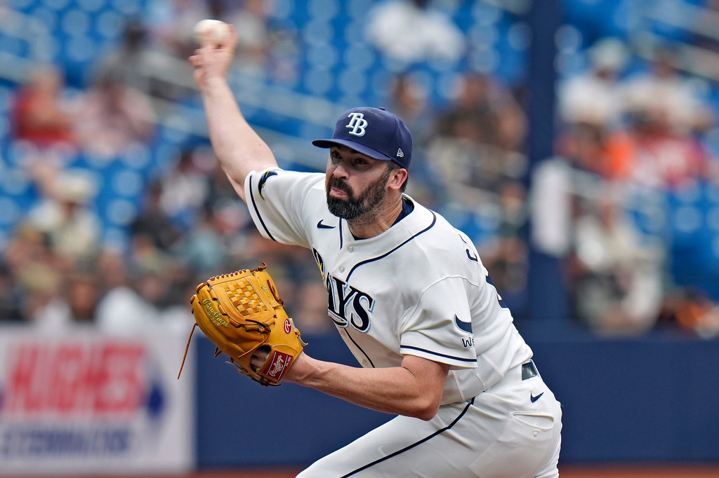 Tampa Bay Rays' Jesse Scholtens pitches to Baltimore Orioles' Pete Alonso during the sixth inning of a baseball game Wednesday, May 20, 2026, in St. Petersburg, Fla. (AP Photo/Chris O'Meara)