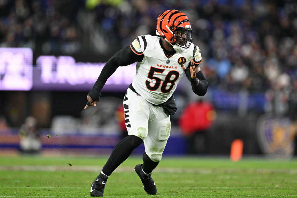 FILE - Cincinnati Bengals defensive end Joseph Ossai (58) in action during the second half of an NFL football game against the Baltimore Ravens, Nov. 27, 2025, in Baltimore. (AP Photo/Terrance Williams, file)