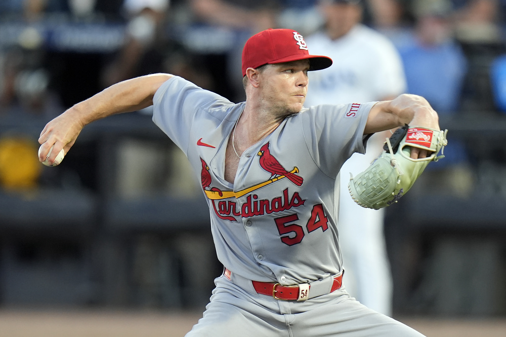 St. Louis Cardinals pitcher Sonny Gray delivers to the Tampa Bay Rays during the first inning of a baseball game Thursday, Aug. 21, 2025, in Tampa, Fla. (AP Photo/Chris O'Meara)
