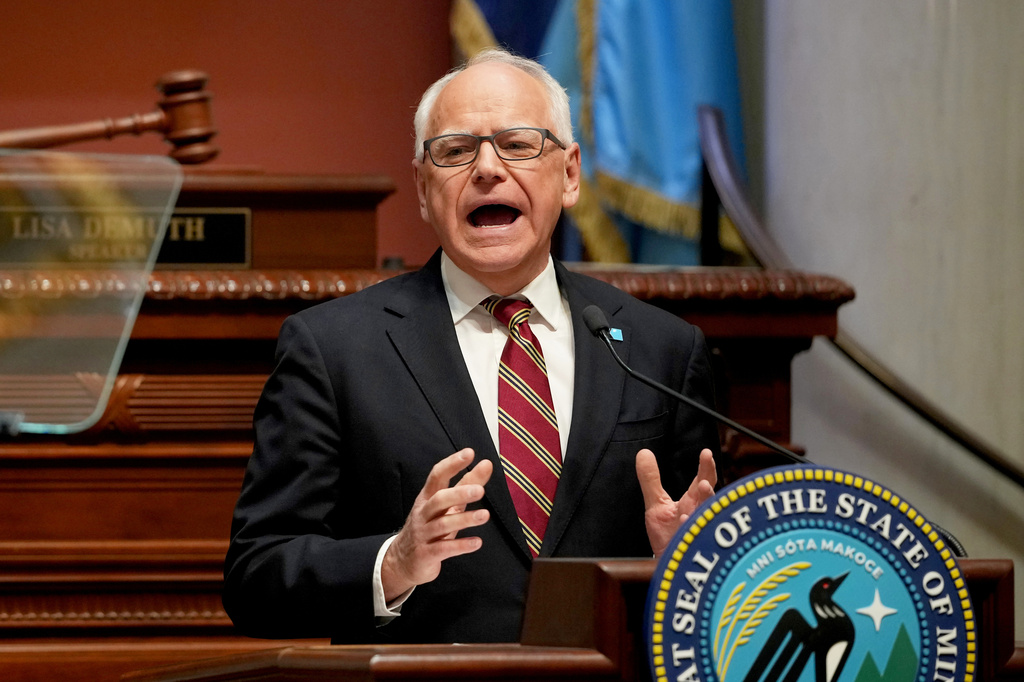 Minnesota Gov. Tim Walz delivers the final State of the State speech of his term before a joint session of the state legislature in the house chambers at the State Capitol in St. Paul, Minn., Tuesday, April 28, 2026.. (Jeff Wheeler/Minnesota Star Tribune via AP)