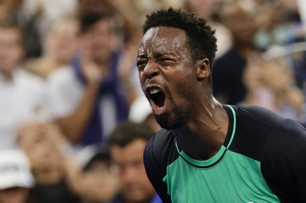 Gael Monfils, of France, celebrates after defeating Adolfo Daniel Vallejo, of Paraguay, during the first round of the U.S. Open tennis championships Tuesday, Sept. 1, 2026, in New York. (AP Photo/Adam Hunger)